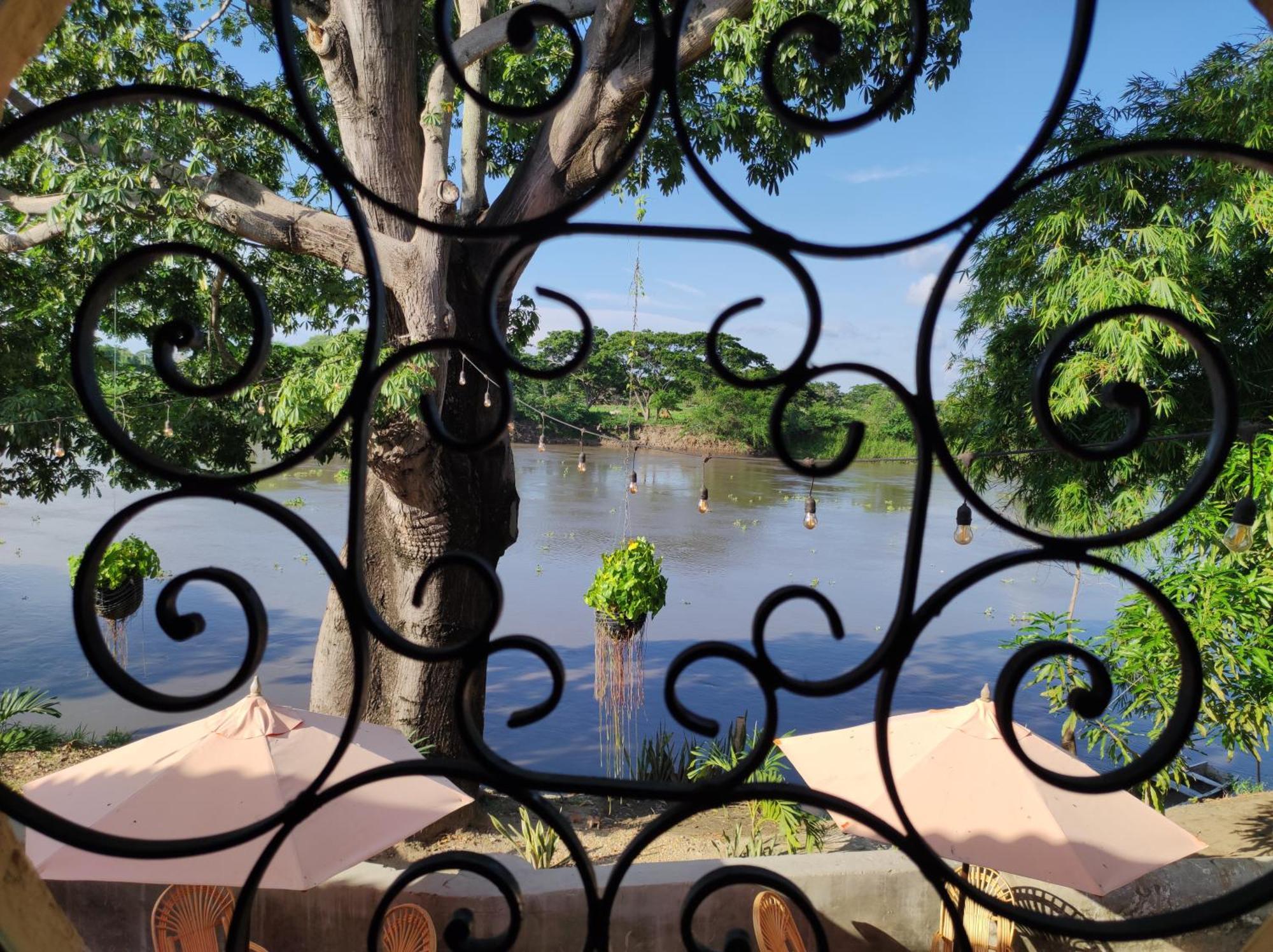 Hotel Nieto Mompox, Ubicado En El Corazon Del Centro Historico, Frente Al Rio Magdalena En Zona De Malecon Bagian luar foto